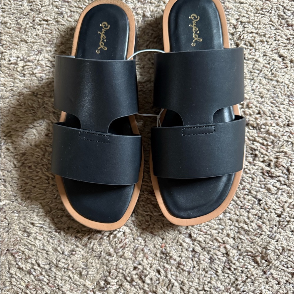 NEW‼️Qupid Black and Tan Slide Sandals - Picture 2 of 5